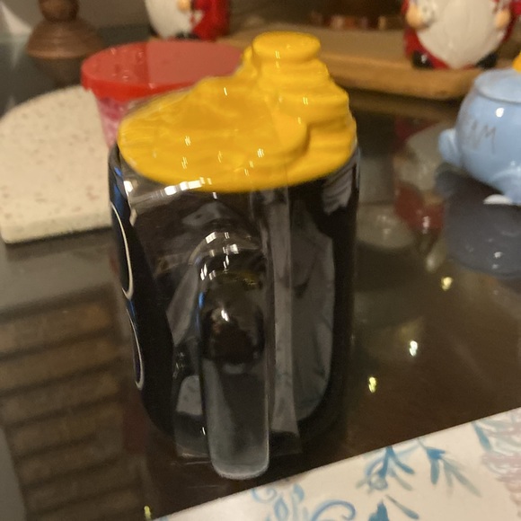 3 for $38 ❤️ NWT Rae Dunn Pot of Gold mug & topper - Picture 4 of 8